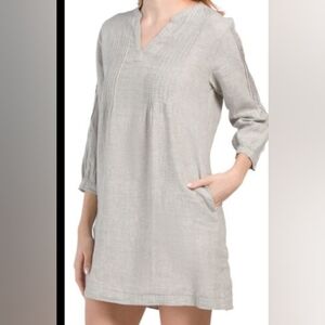 Tahari Light Gray Linen Tunic with a V-neck and 3/4-Length Sleeves Size S